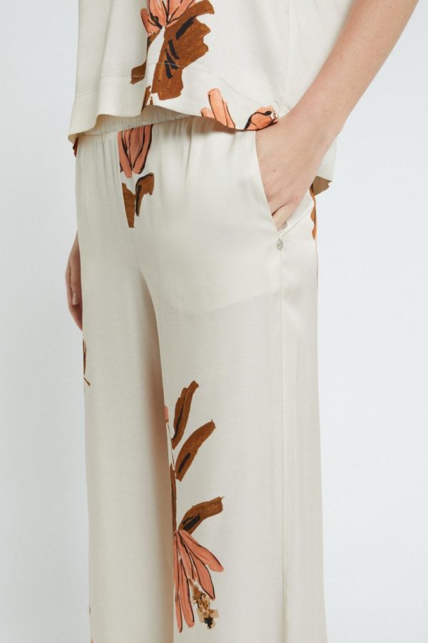 Ghostwear.shop5c429edc73 4